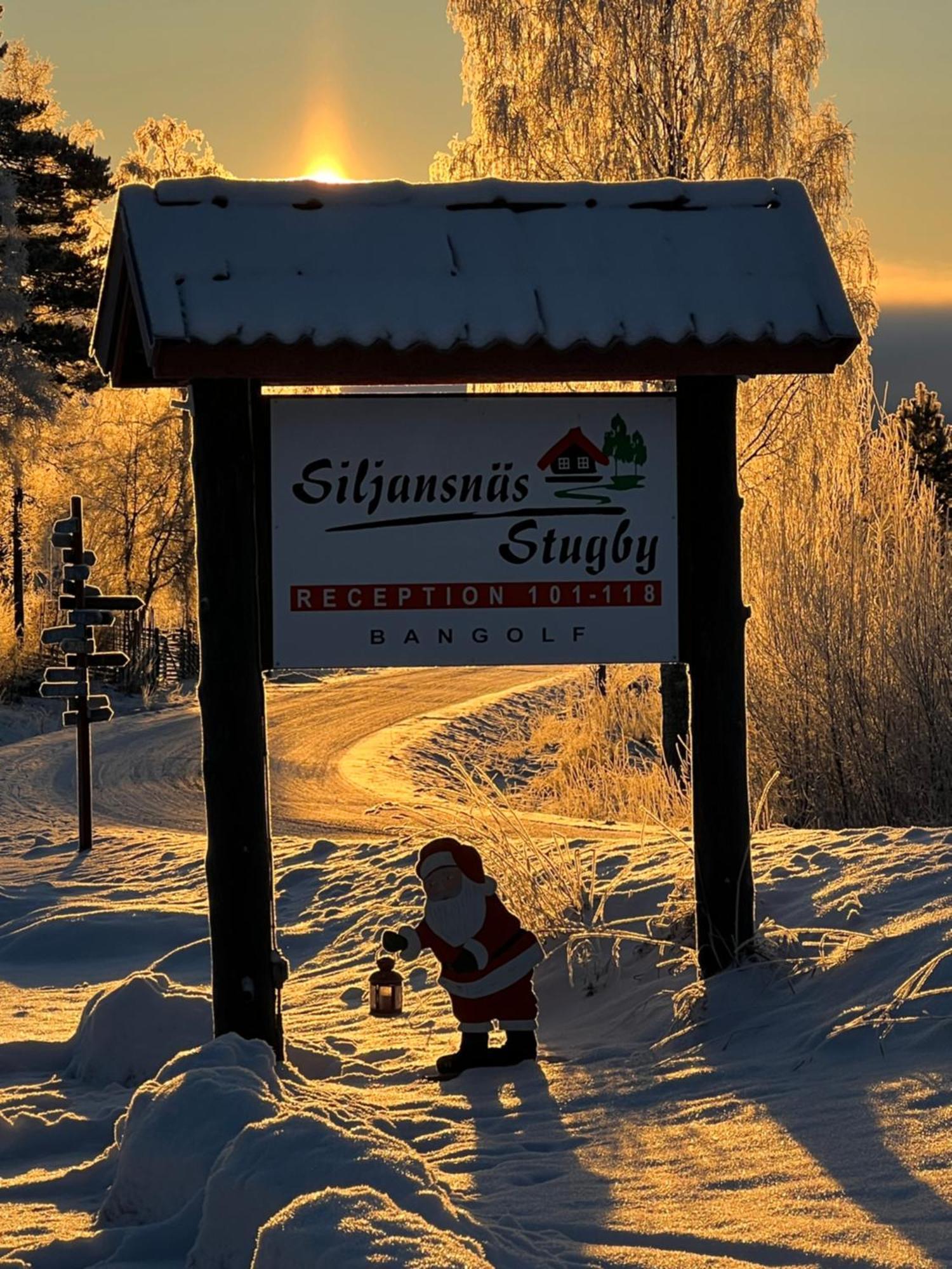 Siljansnaes Stugby Hotel Exterior photo