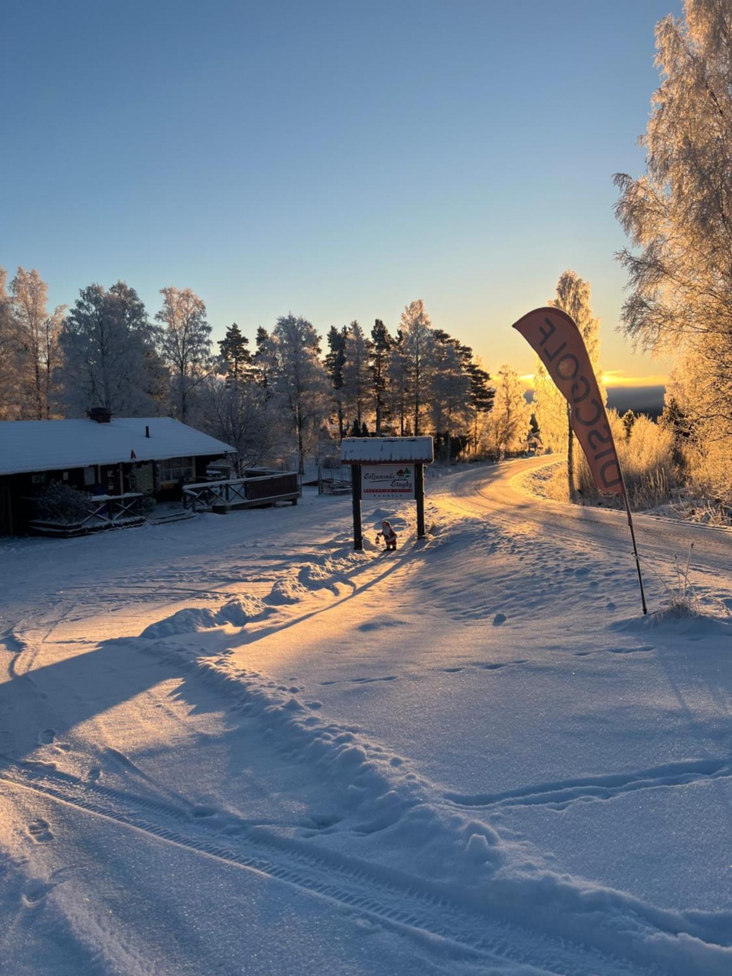 Siljansnaes Stugby Hotel Exterior photo