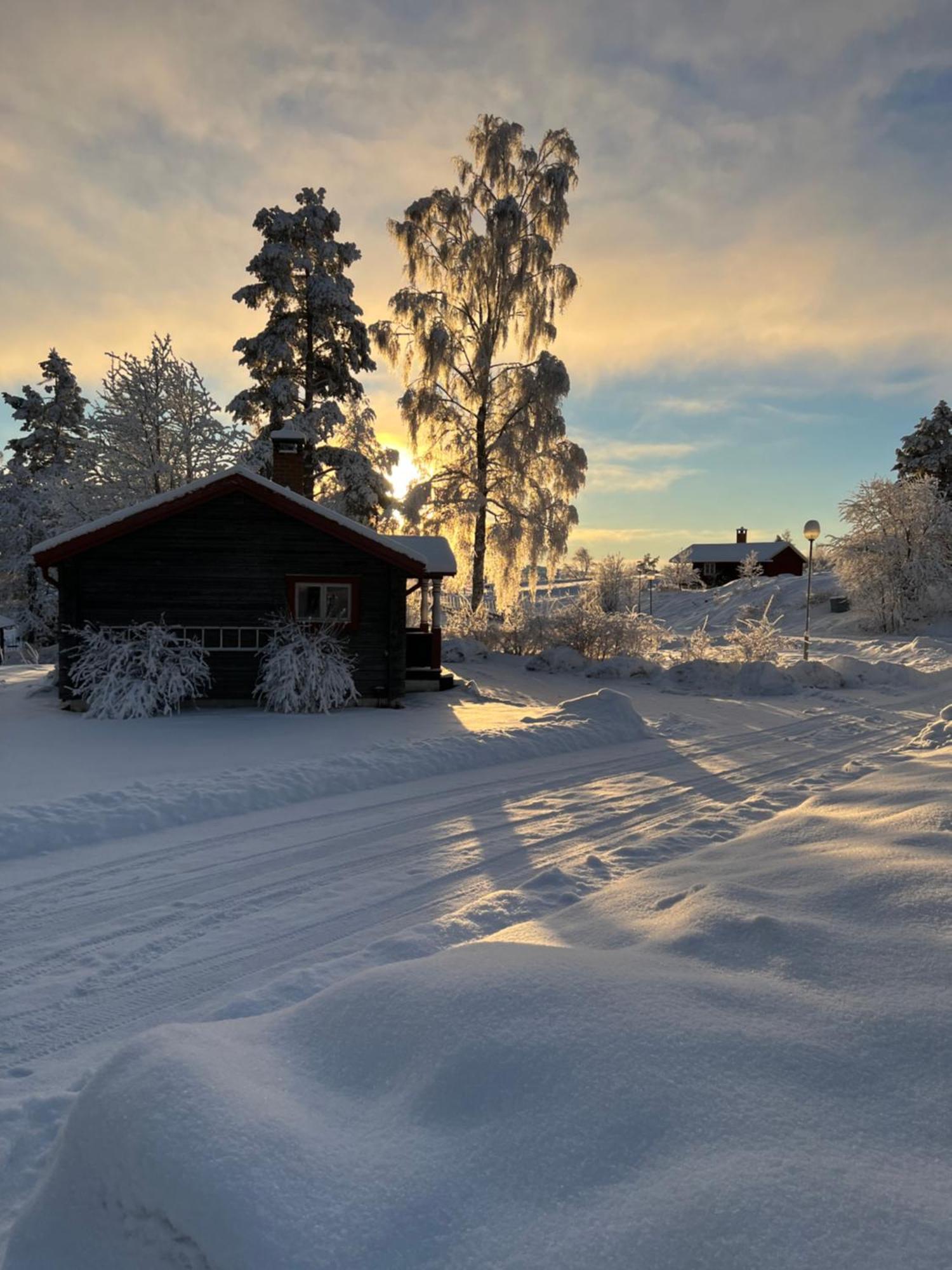 Siljansnaes Stugby Hotel Exterior photo